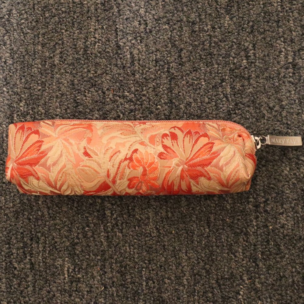 Mary Kay Cosmetics Bag 6 1/2" x 1 3/4" - New - Red Pink & White Floral Pattern